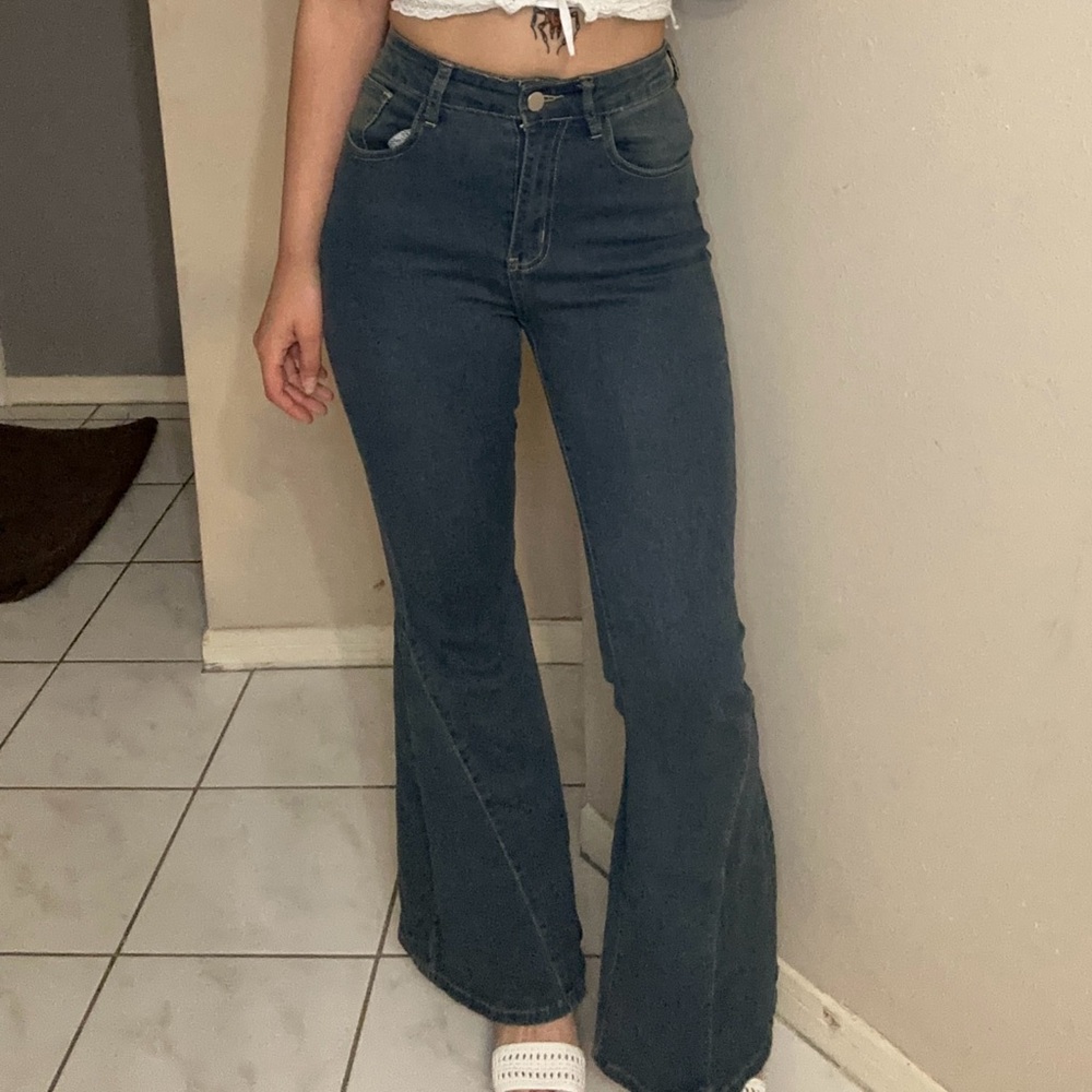 Cider Bell Bottom Dark Blue Jeans Size XXS
